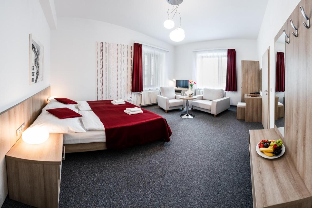 Hotel Artaban Žirovnice Eksteriør billede