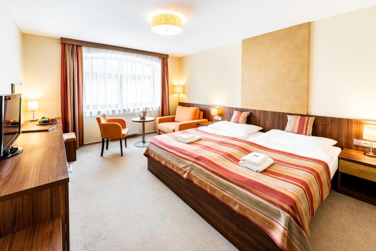 Hotel Artaban Žirovnice Eksteriør billede